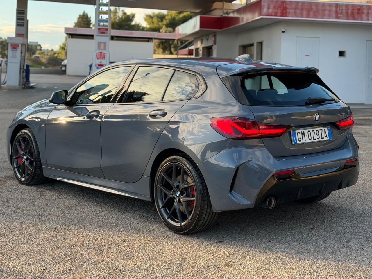 Bmw 116 116d 5p. Msport