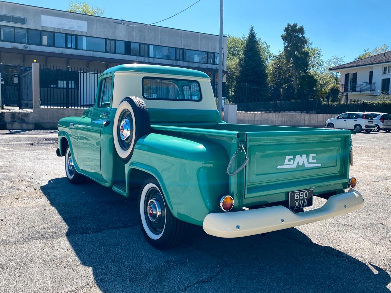 GMC 100 PICK UP