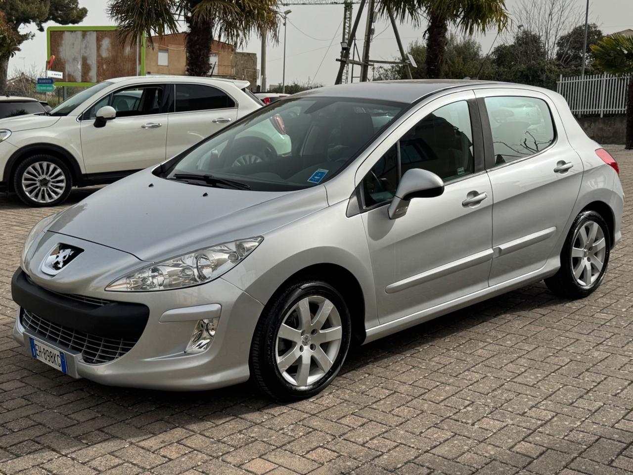 Peugeot 308 1.6 8V e-HDi 112CV Stop&Start 5p. Allure