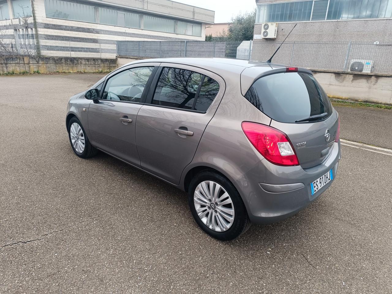 Opel Corsa 1.2 5 porte GPL del 13 SOLO 99.000 KM