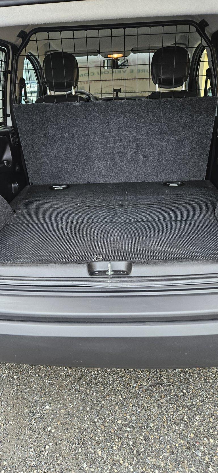 FIAT PANDA 1.2 69 CV VAN BENZINA/ GPL DELLA CASA - KM. 71.000 - PROSSIMO RINNOVO 10/2026 NO IVA ESPOSTA