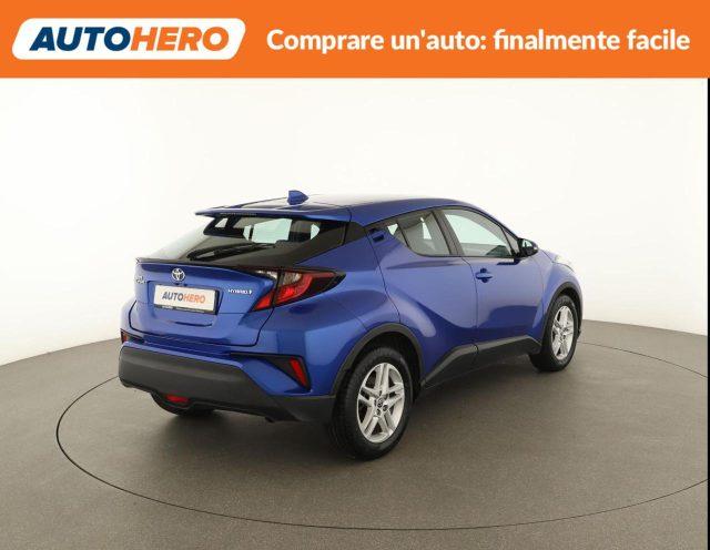 TOYOTA C-HR 1.8 Hybrid E-CVT Business