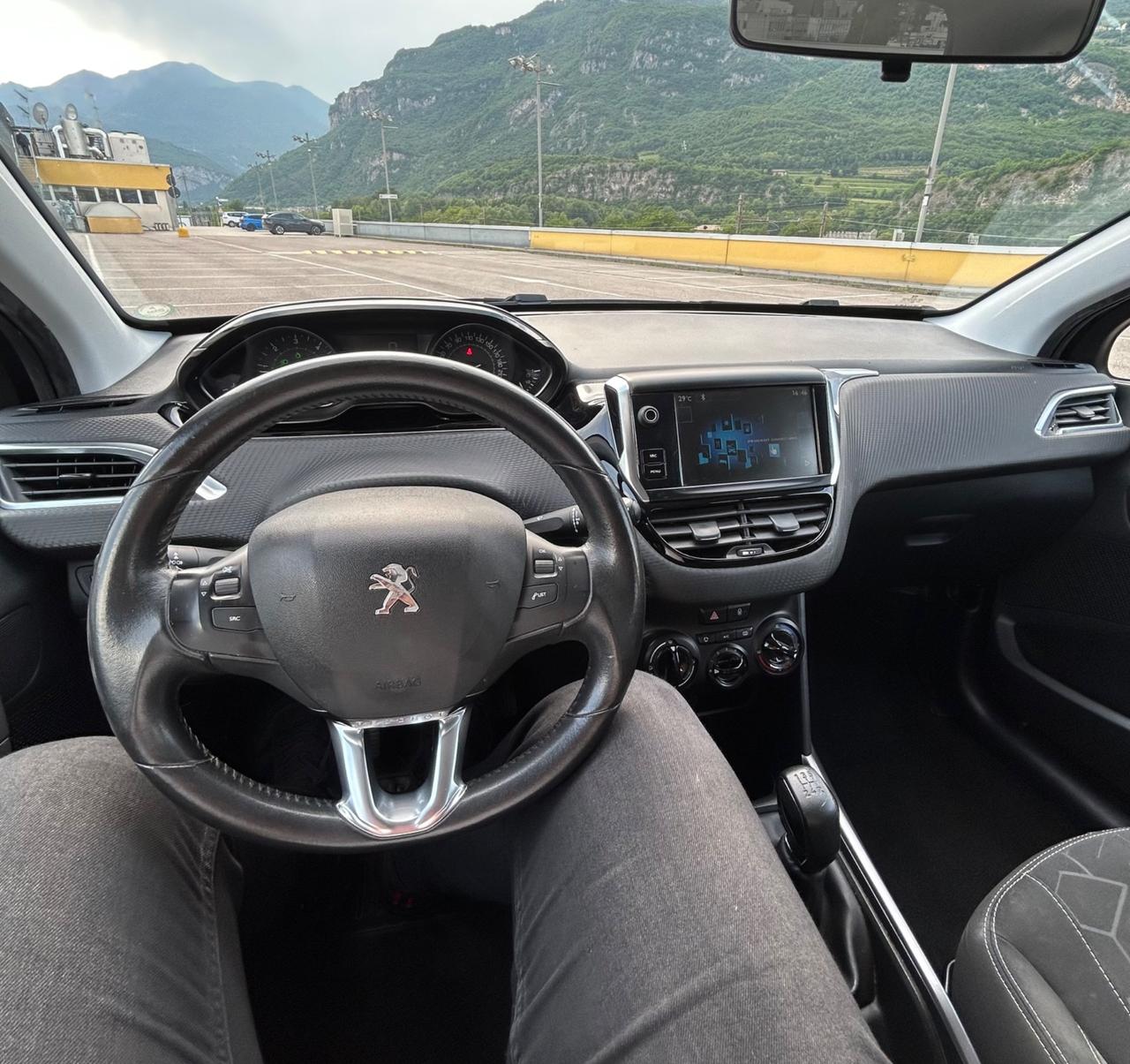 Peugeot 2008 BlueHDi 75 Active Neopatentati 2016