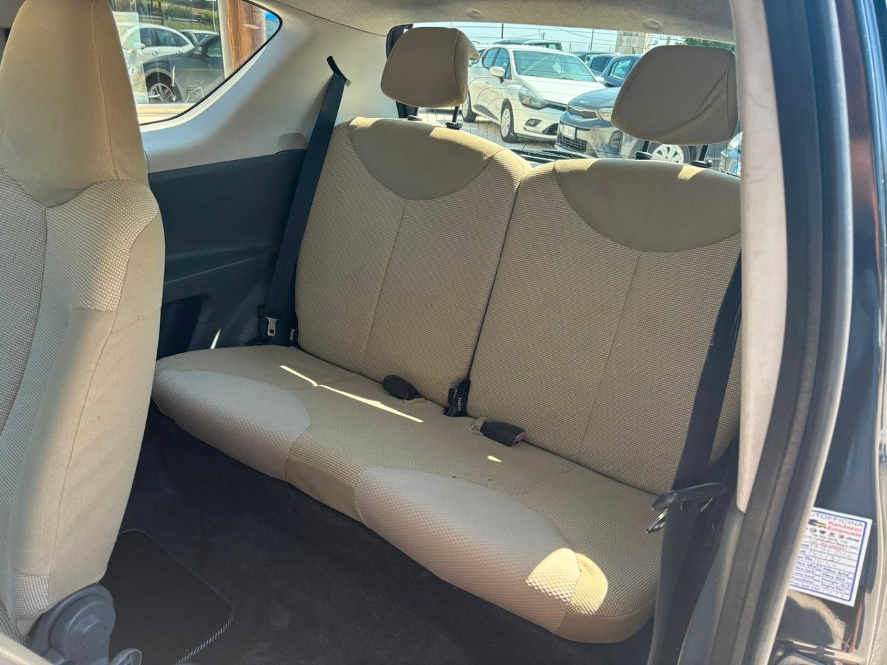 PEUGEOT 107 1.0 B - 2008