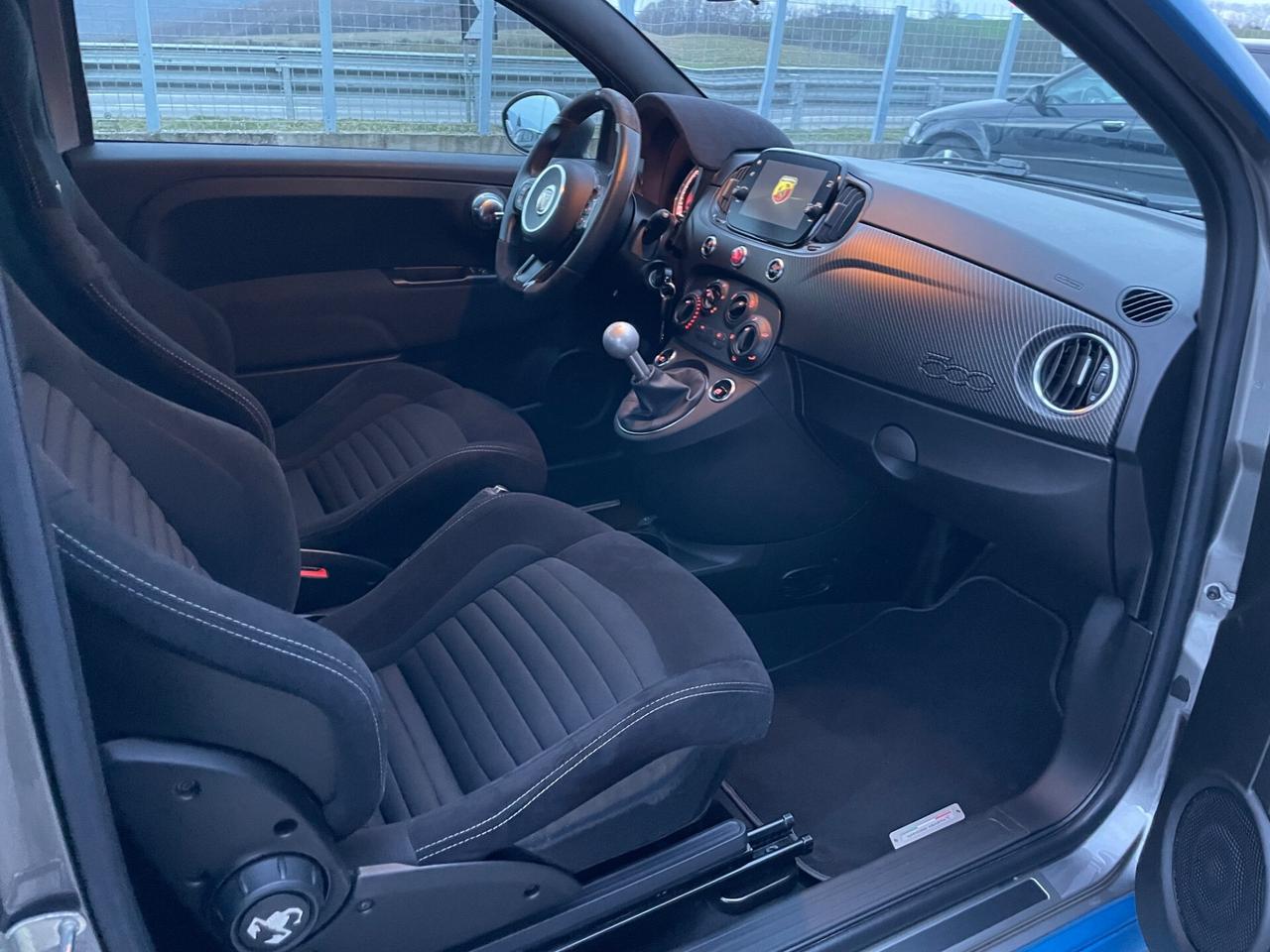Abarth 695 1.4 Turbo T-Jet 180 CV