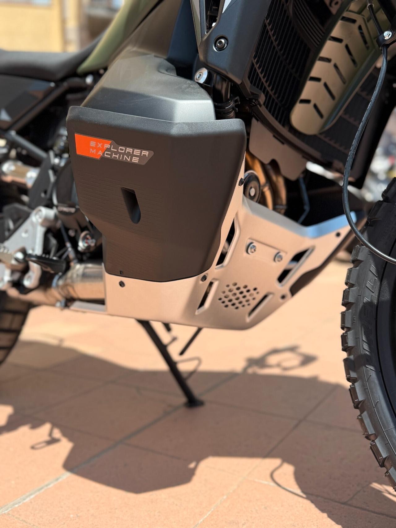 CFMOTO MT-X 1000