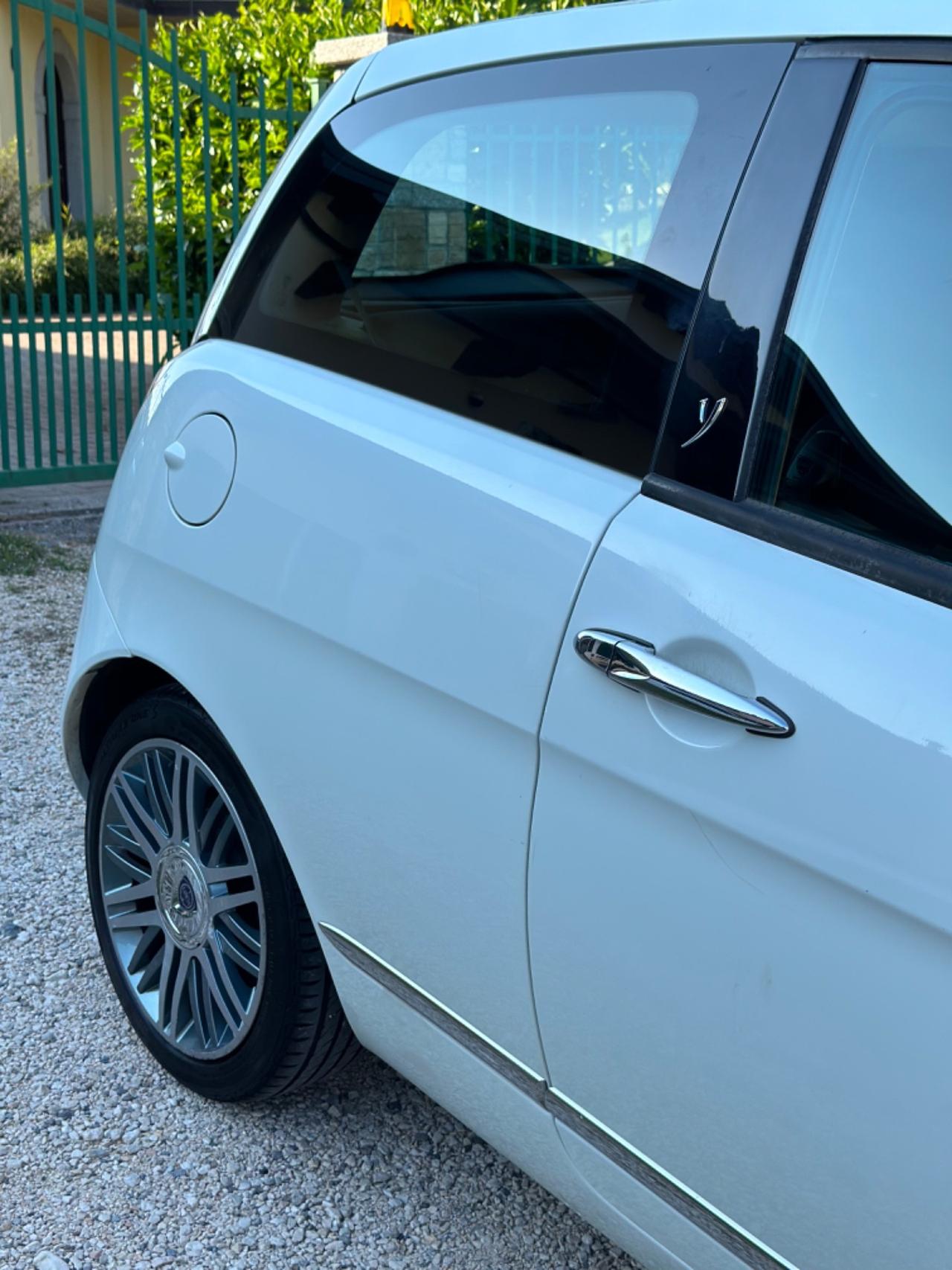 Lancia YPSILON 1.2 69 CV UNYCA KMCERT GARANZ UNICOPR