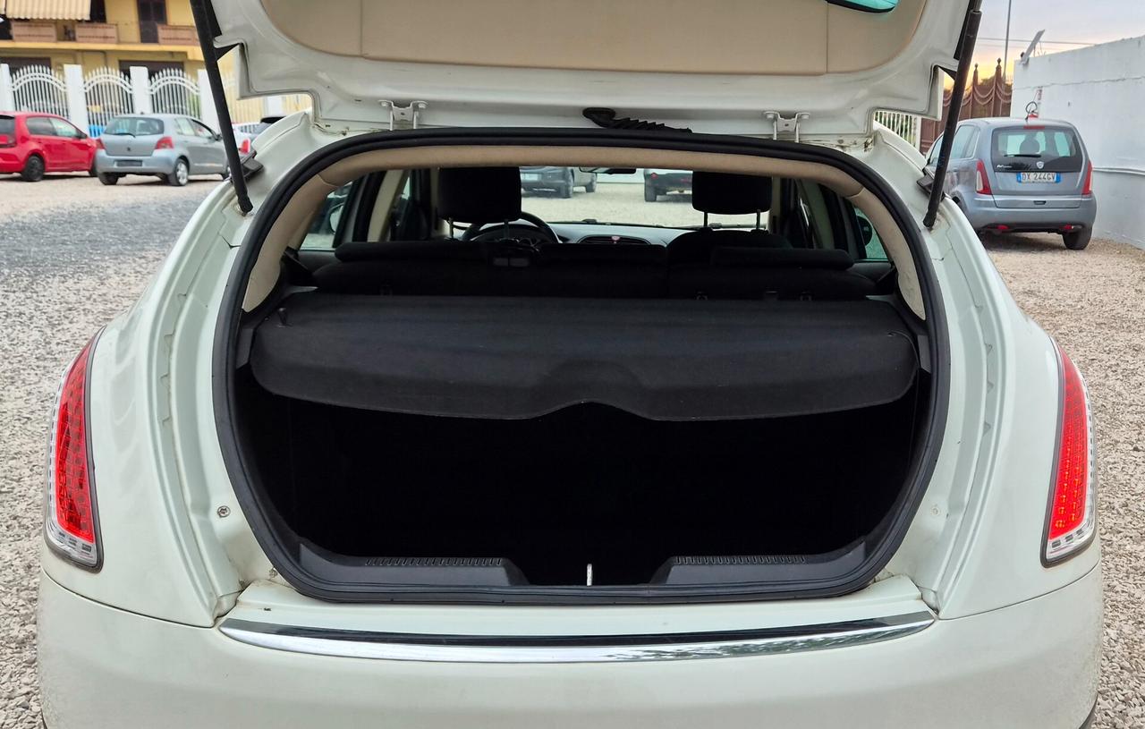 Lancia Delta 1.6 MJT DPF Gold perfetta