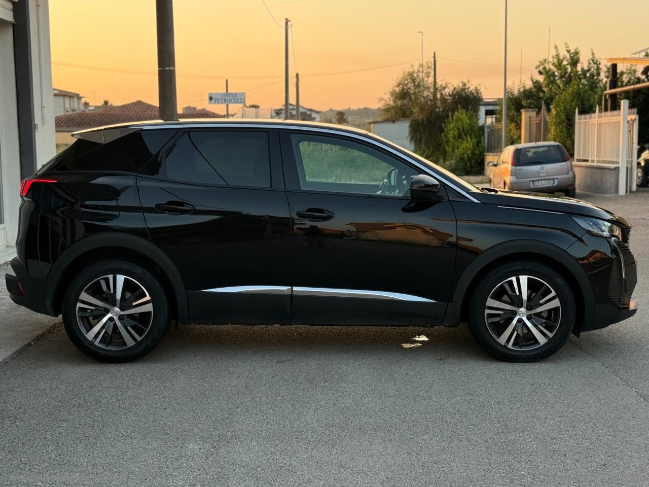 PEUGEOT 3008 BlueHDi 130 S&S EAT8 Allure Pack