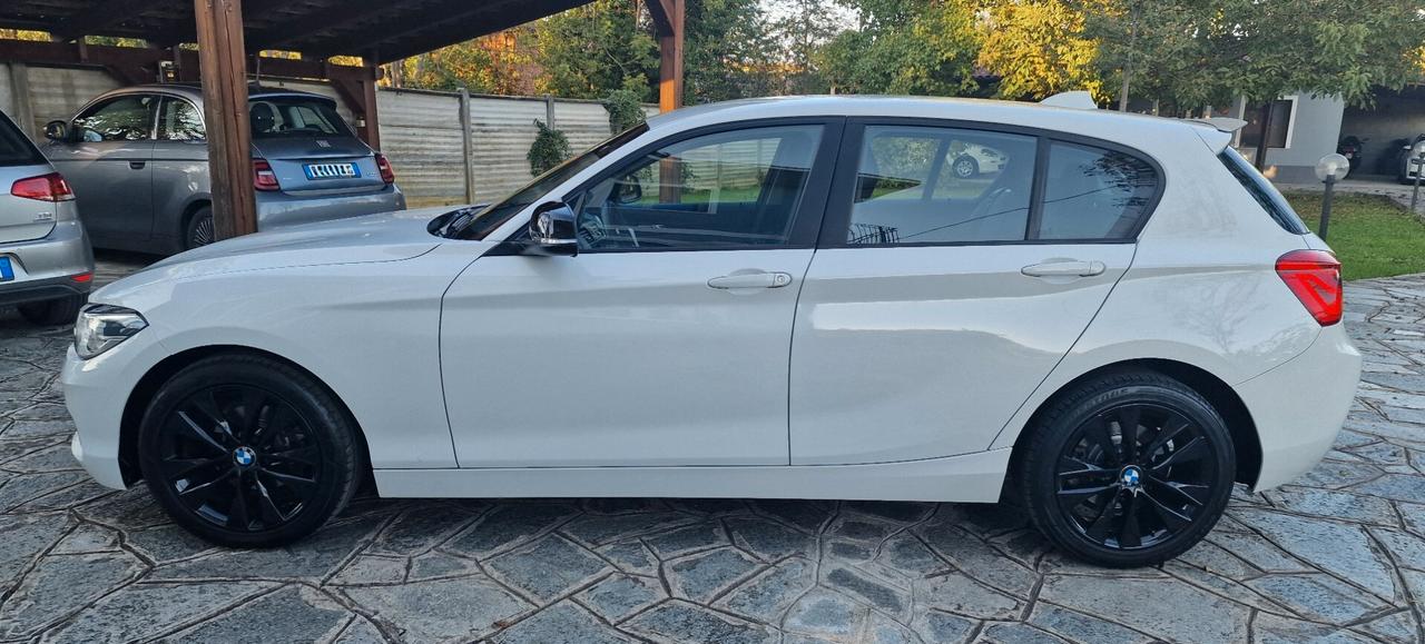 Bmw 118 118i auto 5p. Urban 136cv