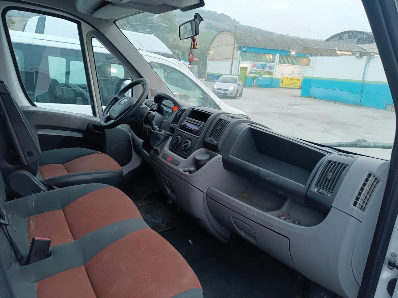 FIAT DUCATO 2.3 diesel 7 POSTI RIMORCHIO 1400 kg