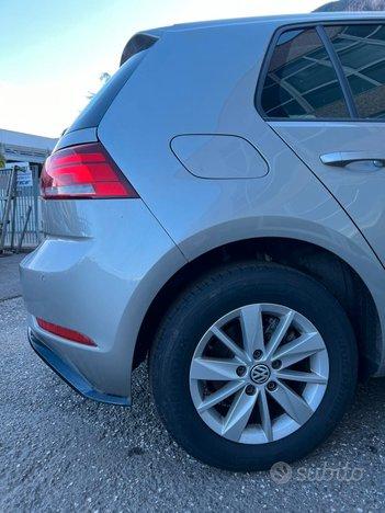 Volkswagen Golf 1.0 TSI 85 CV 5p. Trendline BlueMo