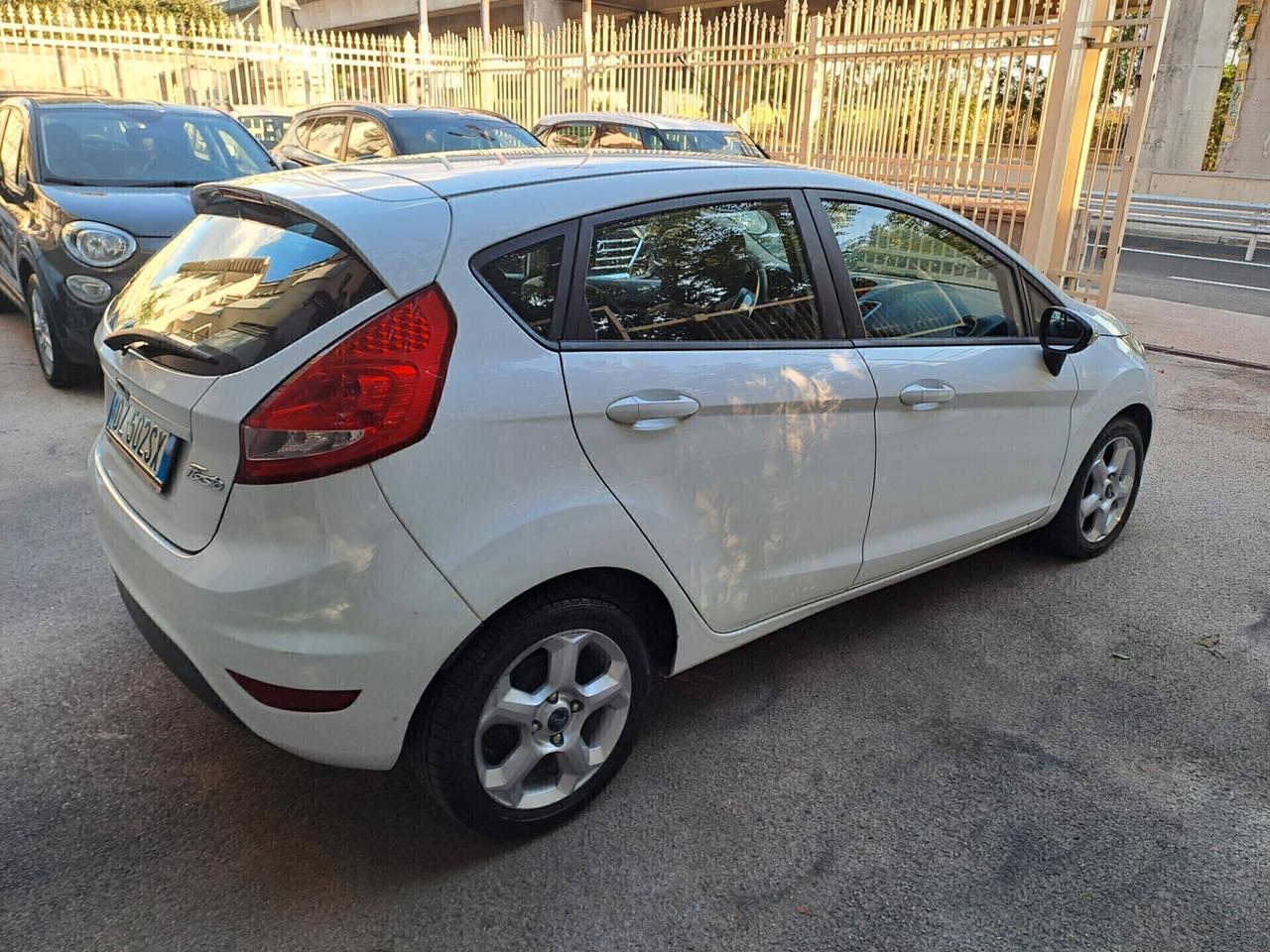 Ford Fiesta 1.4 5 porte Bz.- GPL Titanium