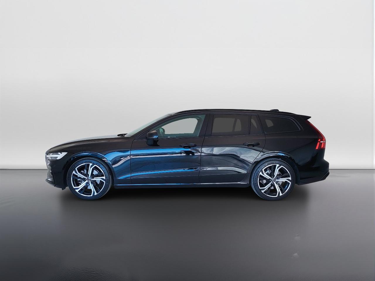 VOLVO V60 II 2023 - V60 2.0 b4 Plus Dark auto