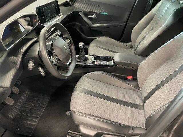 PEUGEOT 2008 1.2 PureTech 100 CV Allure Pack
