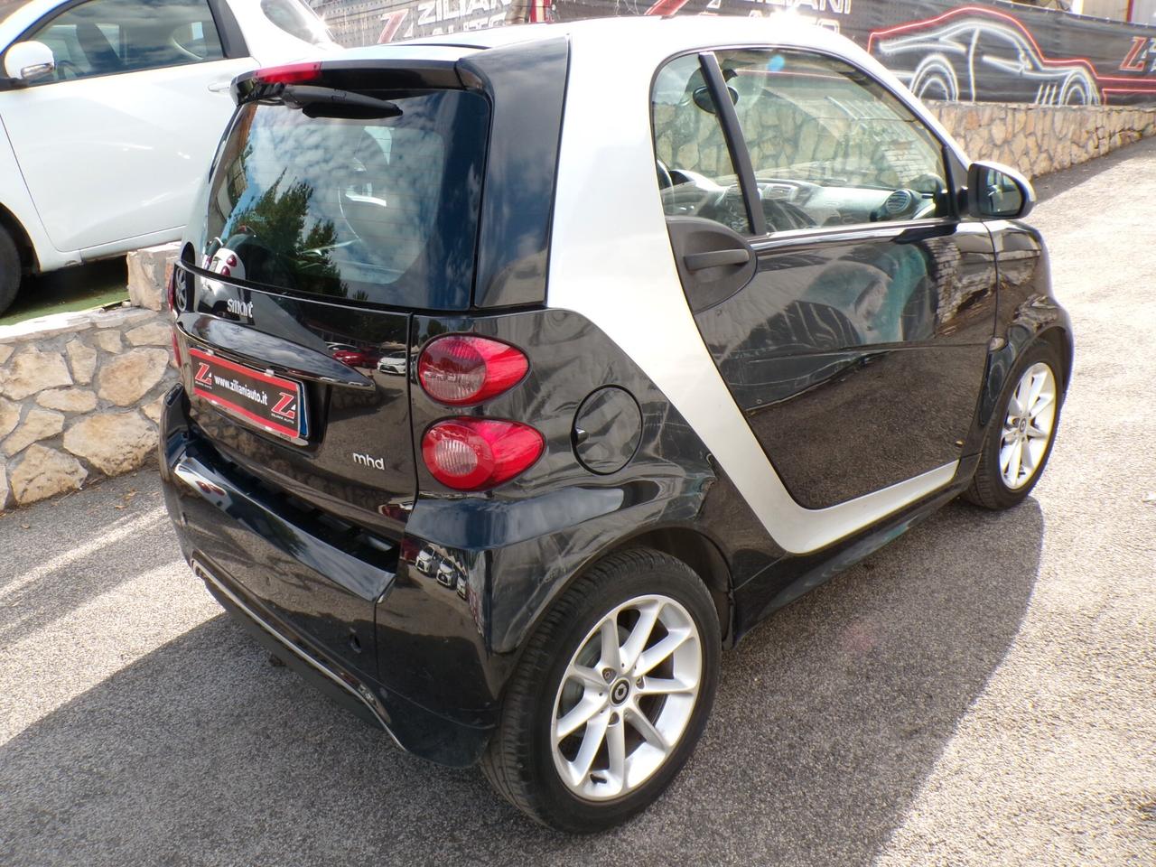 Smart ForTwo 1000 52 kW coupé pure