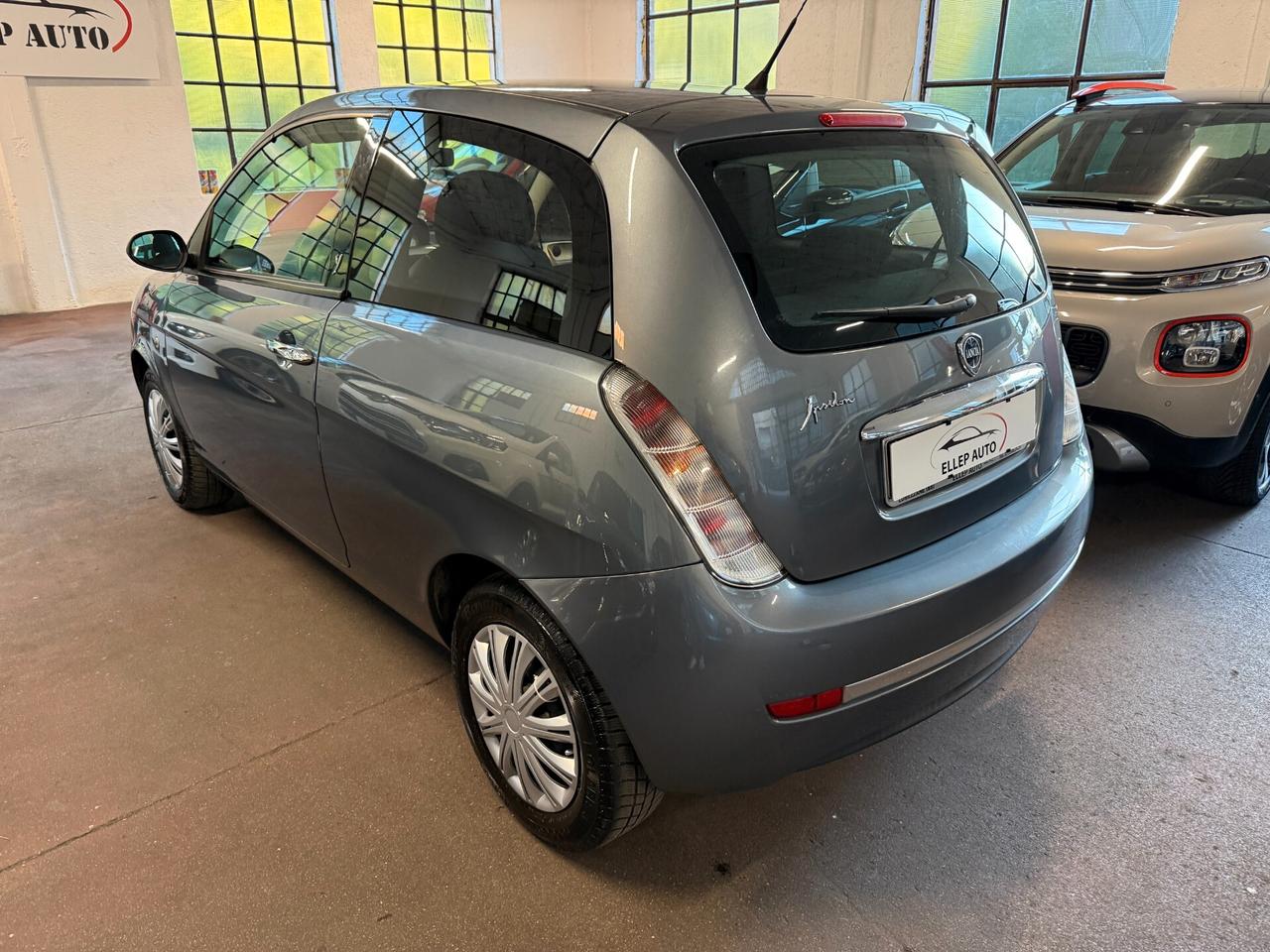 Lancia Ypsilon 1.2 Argento