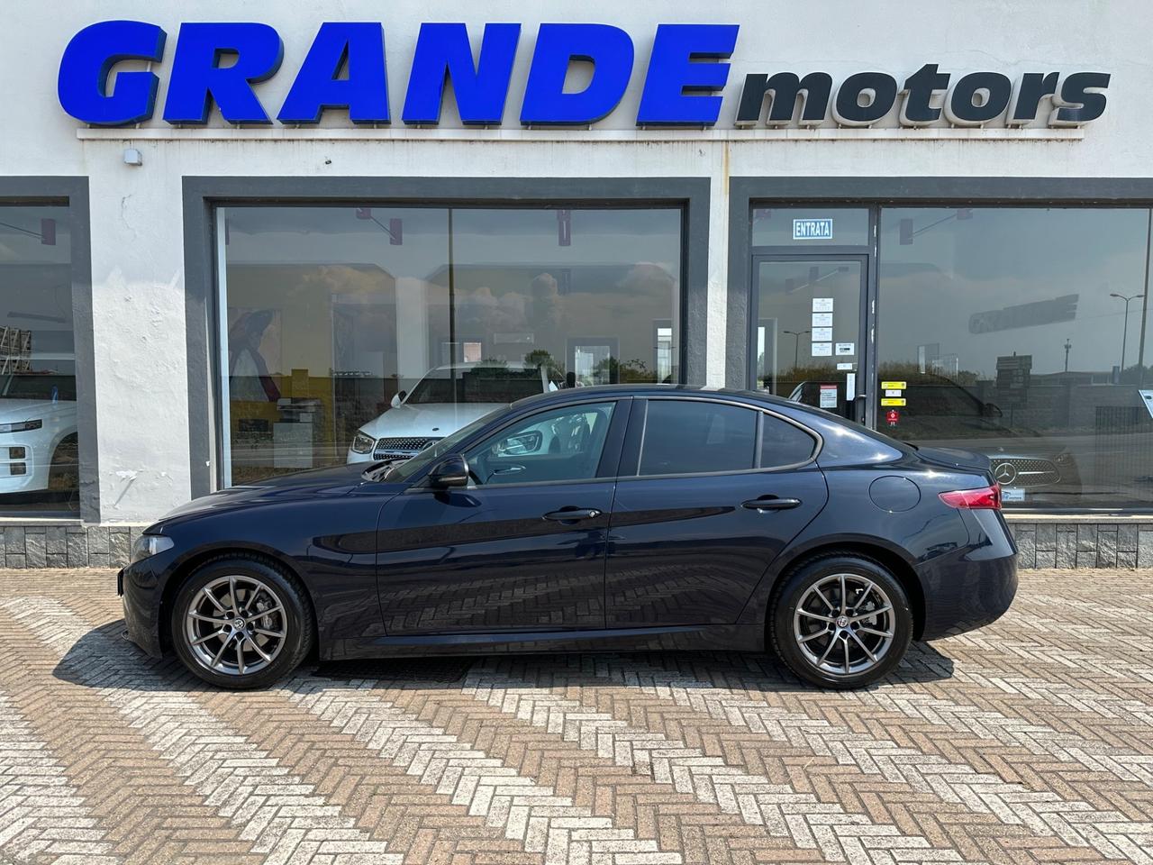 Alfa Romeo Giulia 2.2 Turbodiesel 180 CV AT8 Super MANUALE