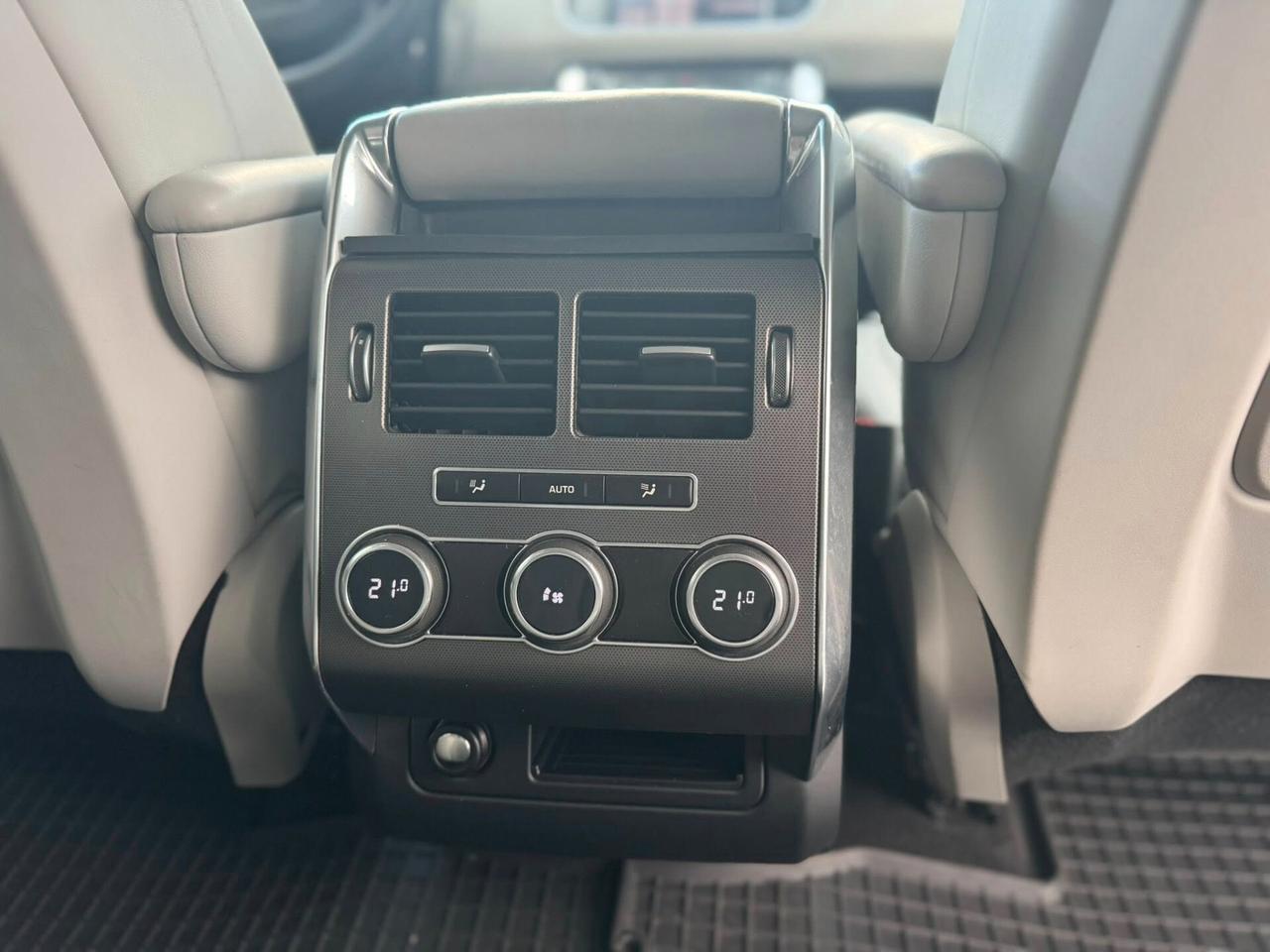 Land Rover Range Sport 3.0 TDV6 HSE Dynamic