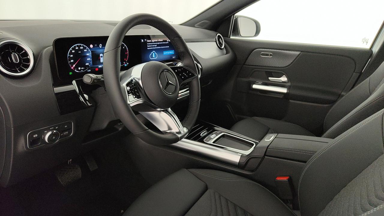 Mercedes-Benz GLA 200 d automatic