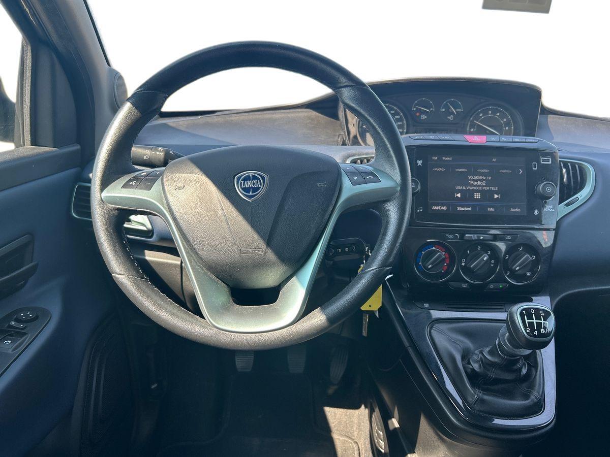 LANCIA Ypsilon 3ª serie - Ypsilon 1.0 FireFly 5 porte S&S Hybrid Or