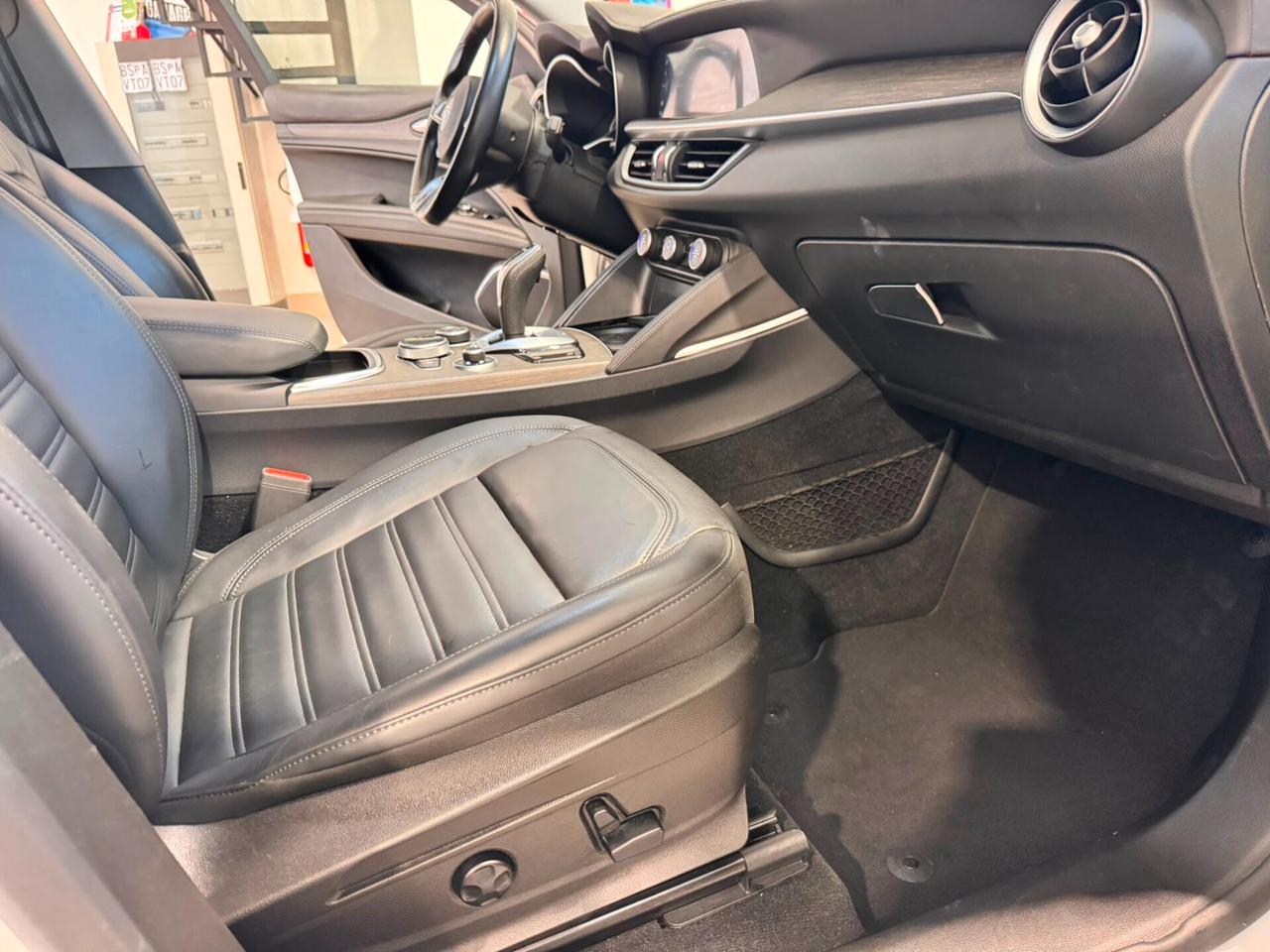 Alfa Romeo Stelvio 2.2 Turbodiesel 210 CV AT8 Q4 Ti