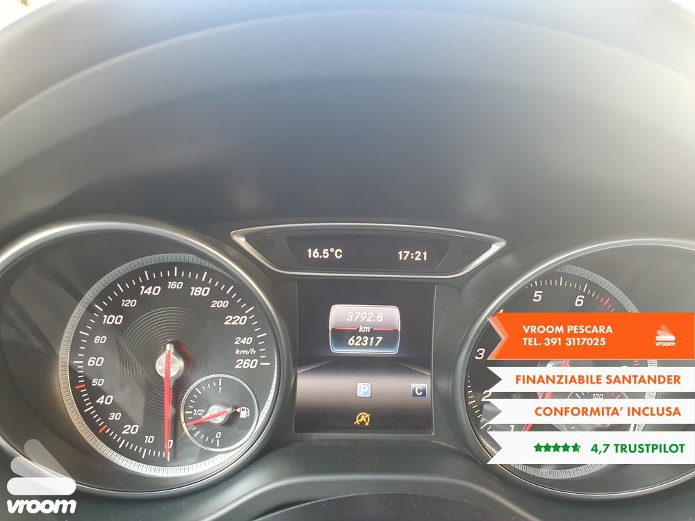 MERCEDES GLA 180 PREMIUM