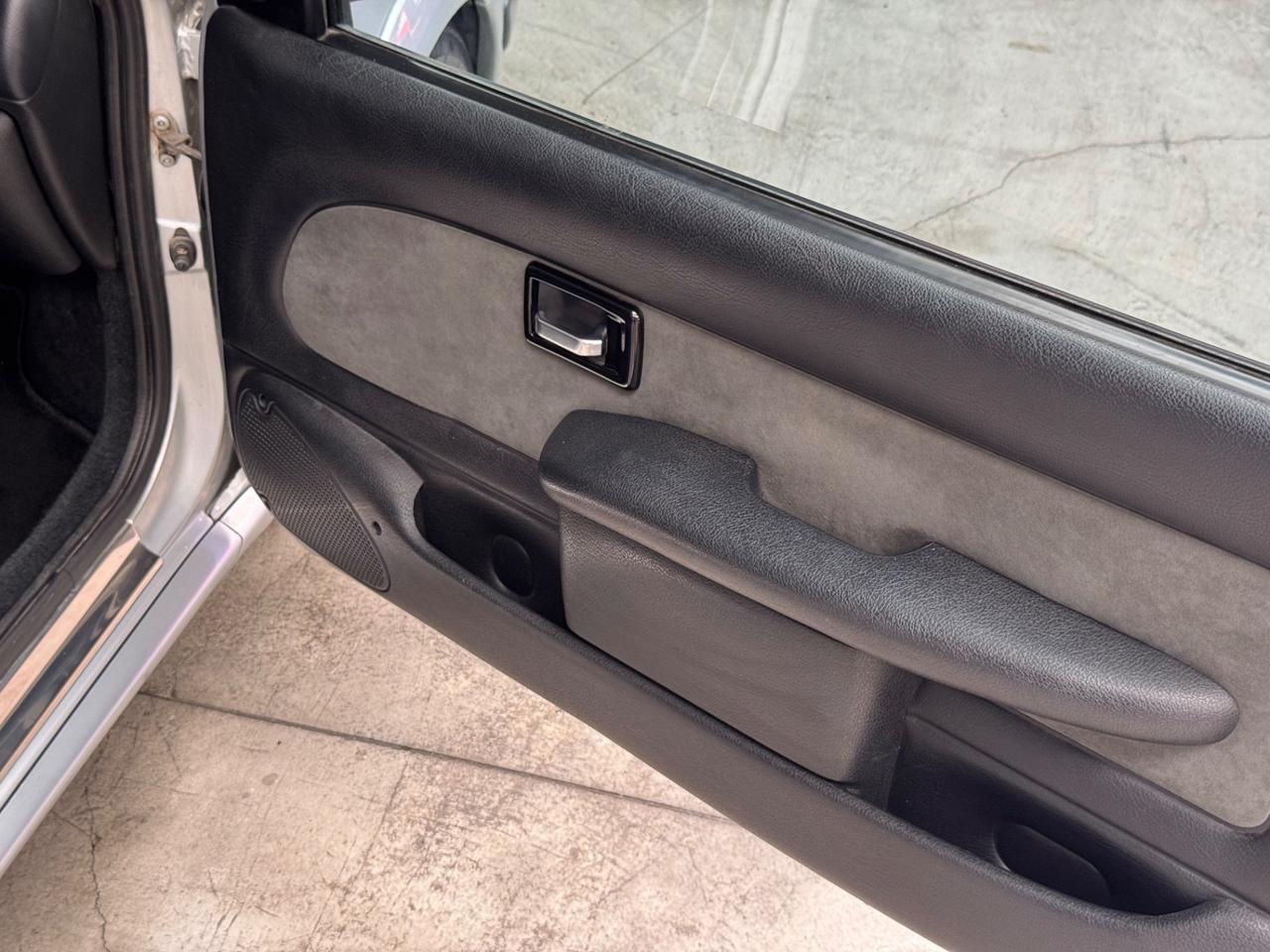Peugeot 106 1.6i 16V cat 3 porte Rallye