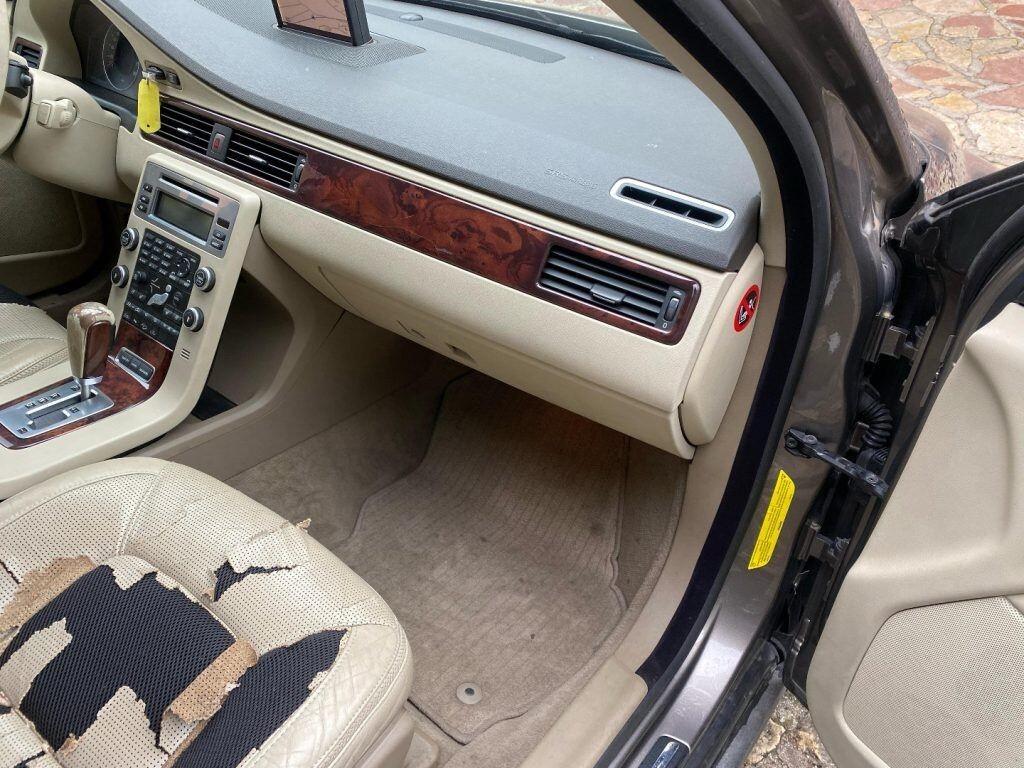VOLVO XC70 D5 AWD Kinetic