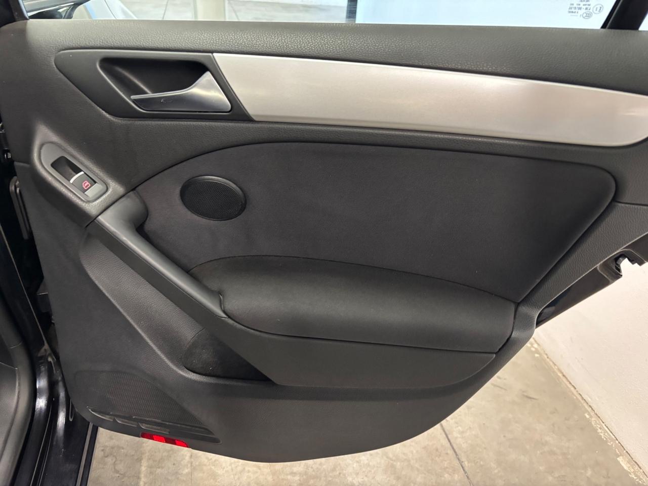 Volkswagen Golf 1.6 TDI Highline |OK NEOPATENTATI |