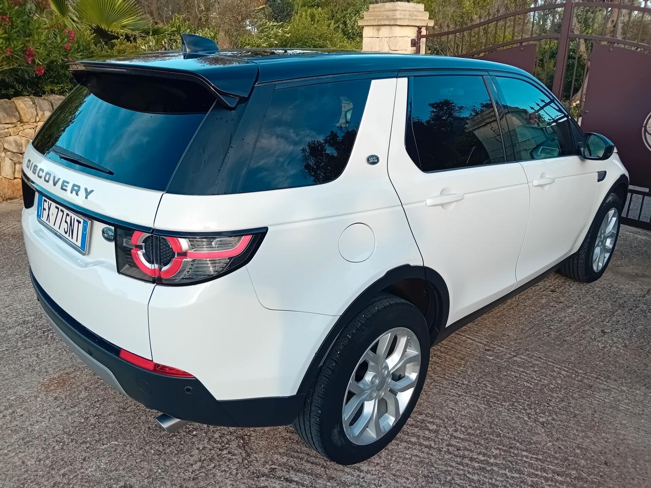 Land Rover Discovery Sport Discovery Sport 2.0 TD4 150 CV HSE Luxury autocarro