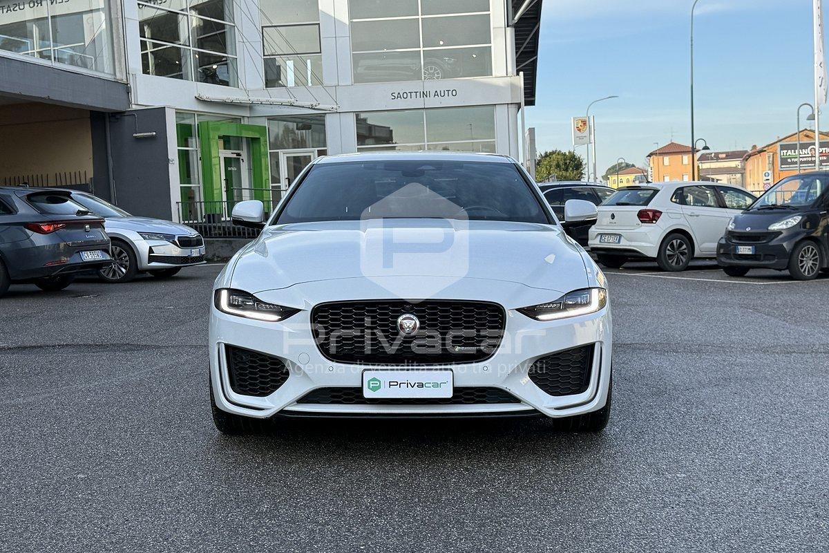 JAGUAR XE 2.0 300 CV AWD aut. R-Dynamic Black