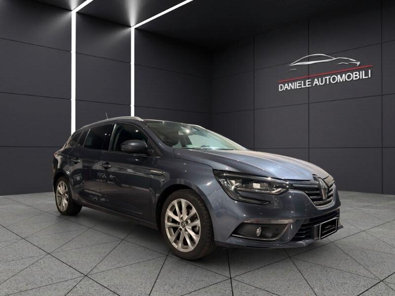 RENAULT Mégane 4ª serie Mégane Sporter dCi 8...