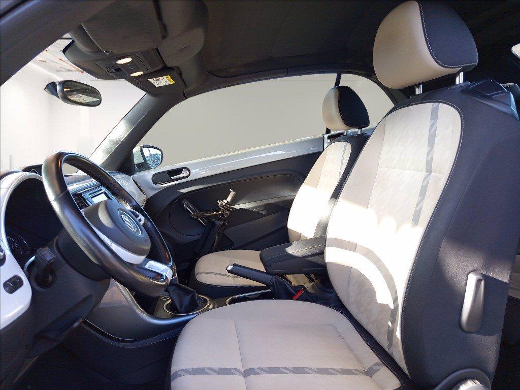 VOLKSWAGEN Maggiolino Cabrio 2.0 tdi Design 110cv del 2017