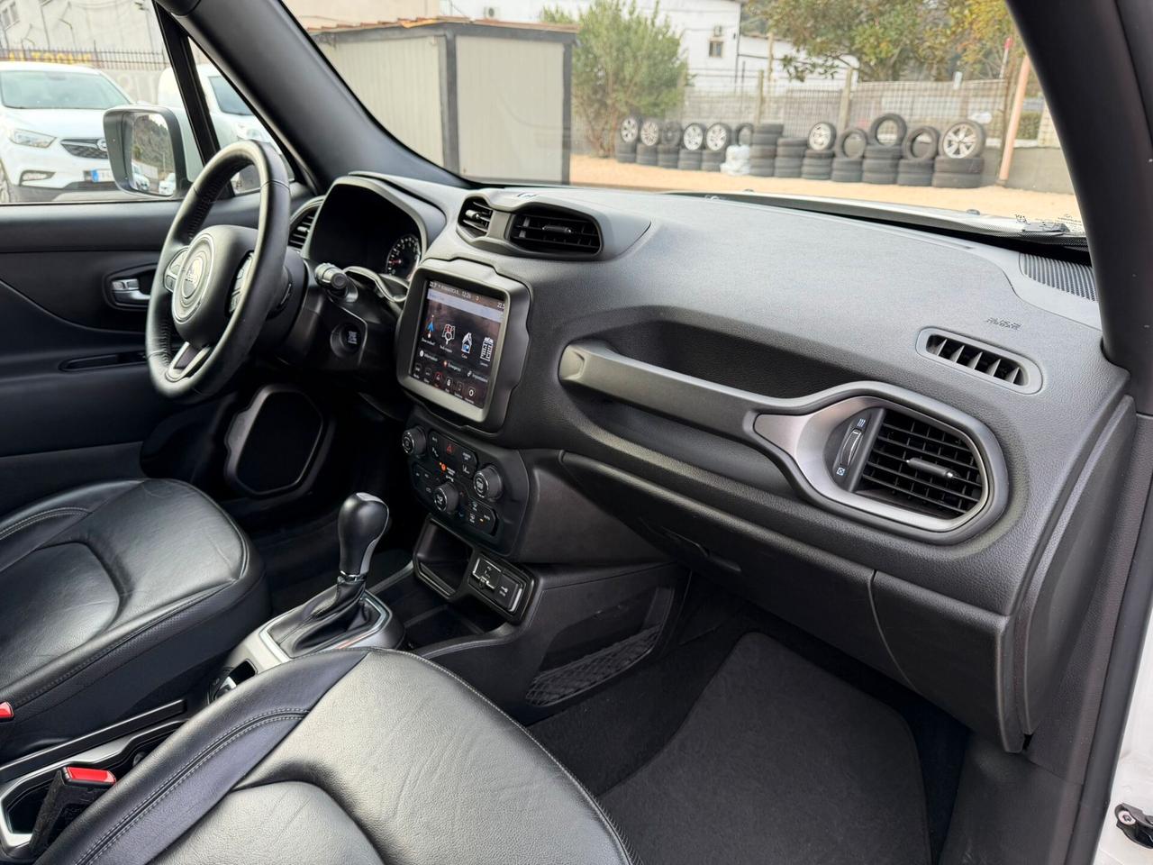 Jeep Renegade 1.3 T4 DDCT S