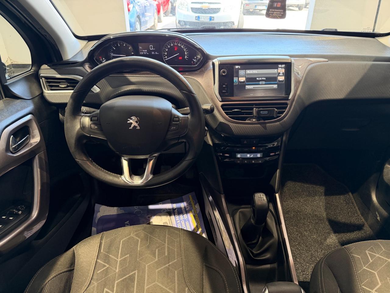 Peugeot 2008 - 2015 PureTech 82 Active