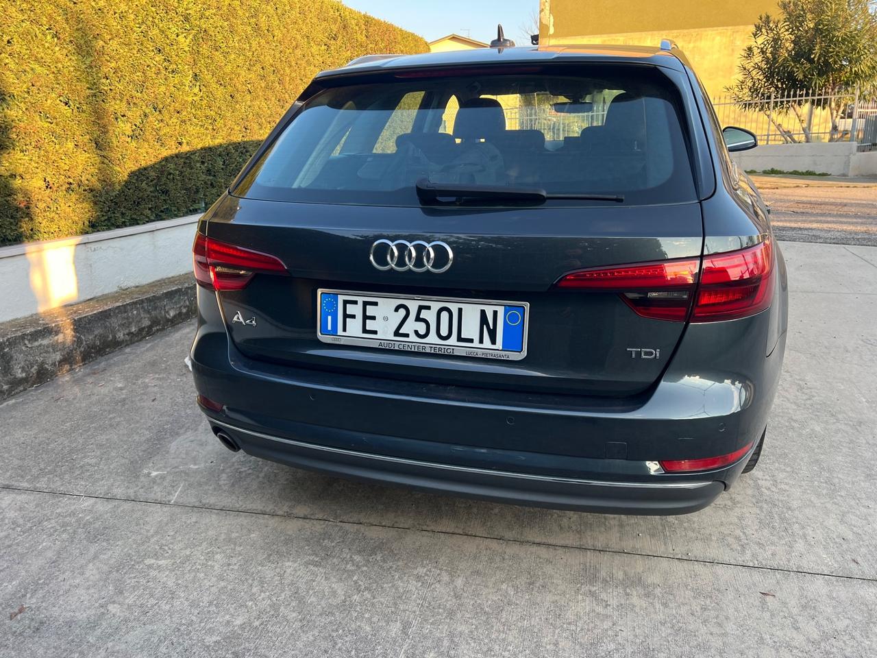 Audi A4 Avant 2.0 TDI 122 CV Business Sport