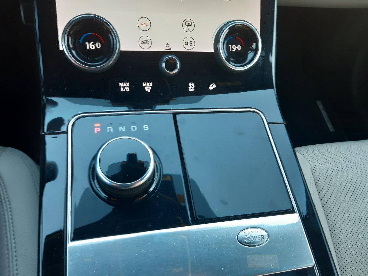 Land Rover Range Rover Velar 2.0d i4 R-Dynamic HSE 240cv auto my19