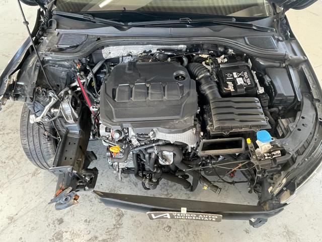 VOLKSWAGEN Golf 2.0 TDI 150CV DSG SCR LIFE