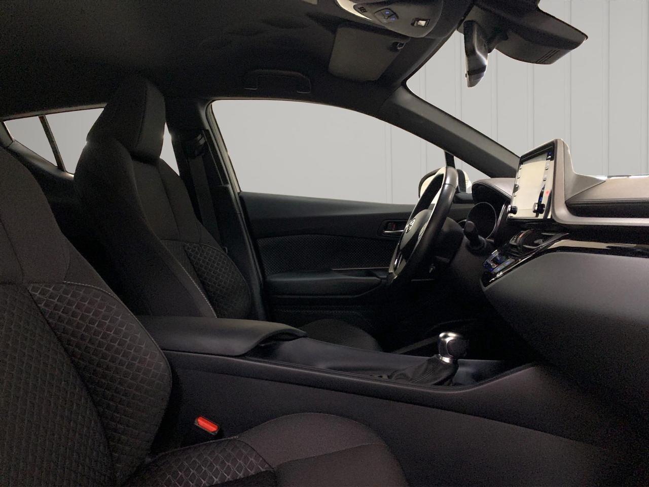 Toyota C-HR 1.8h Active e-cvt