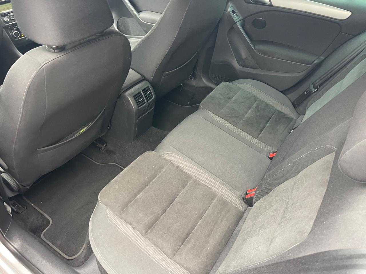 Volkswagen Golf 1.6 TDI DPF 5p. Highline