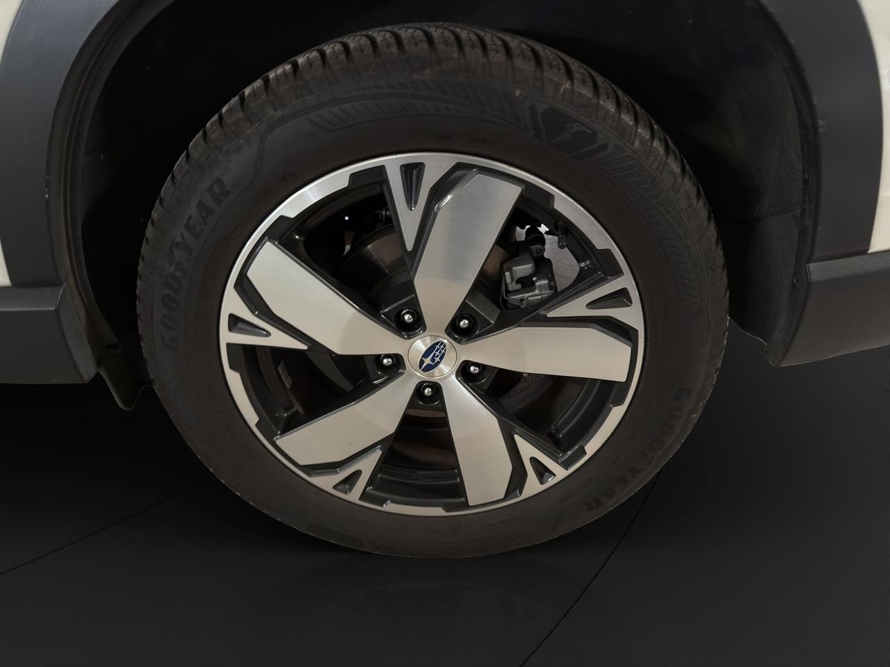 Subaru Forester 2.0 e-Boxer MHEV CVT Lineartronic Premium