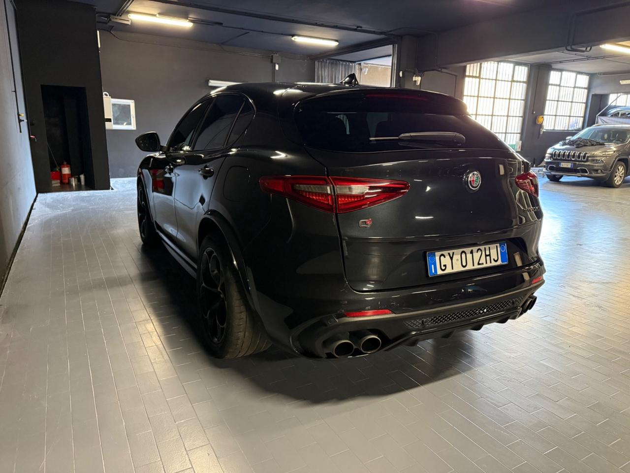 Alfa Romeo Stelvio 2.9 Bi-Turbo V6 510 CV AT8 Quadrifoglio