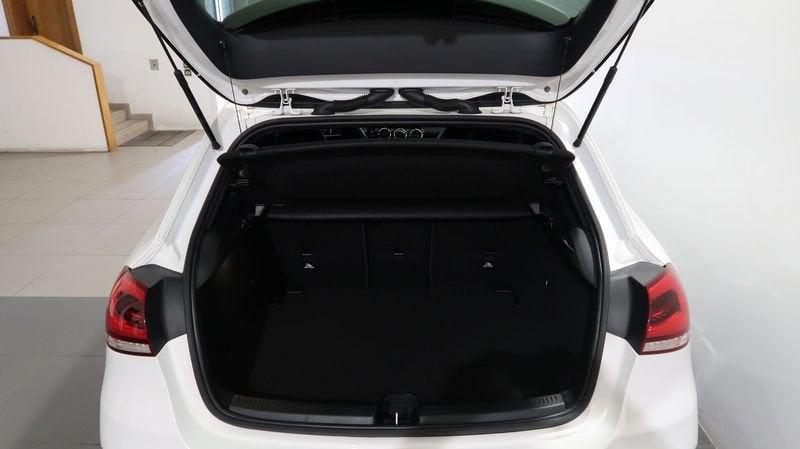 Mercedes-Benz Classe A A 180 d Premium Night edition auto