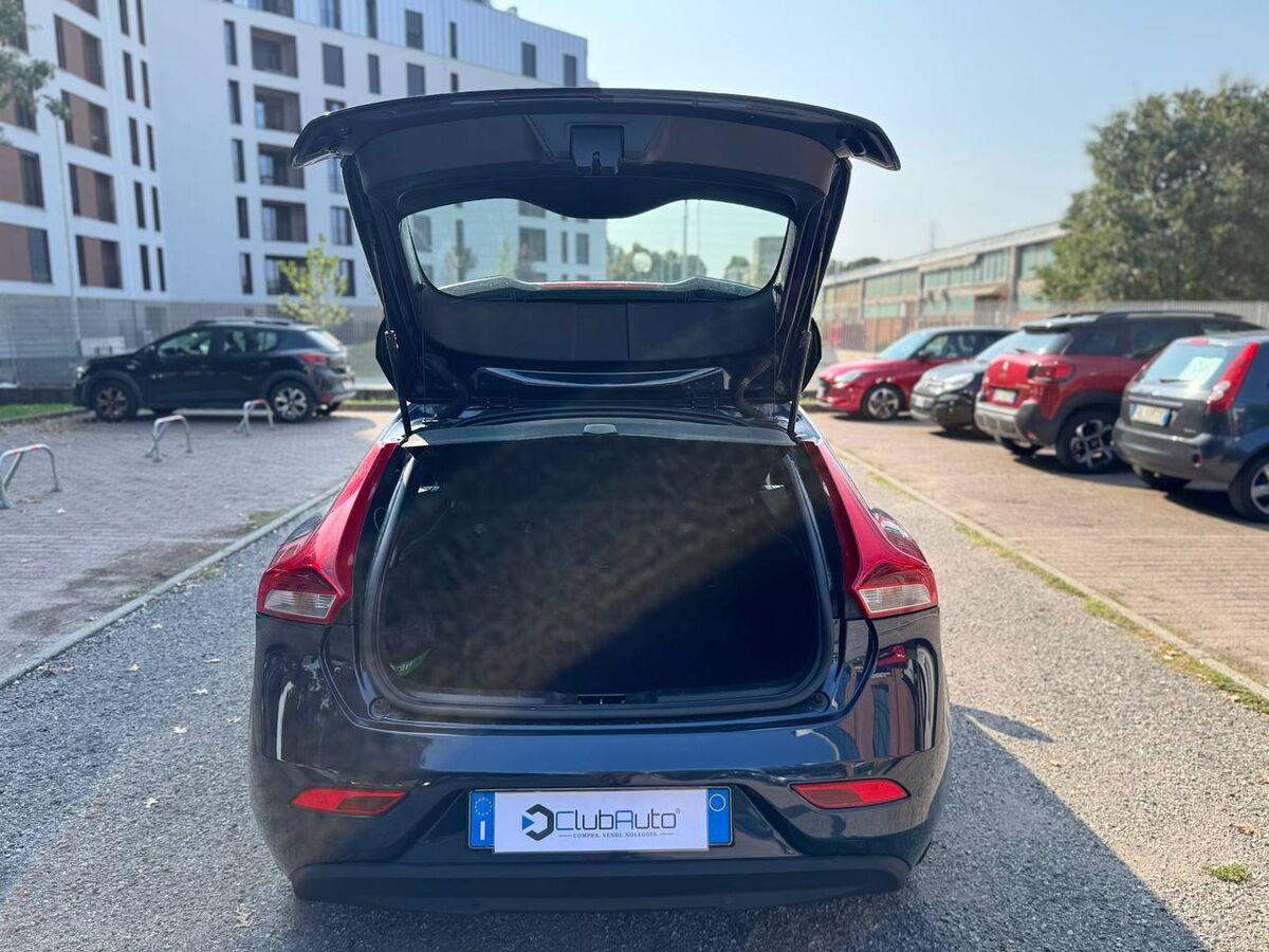 Volvo V40 1.6 d2 Momentum