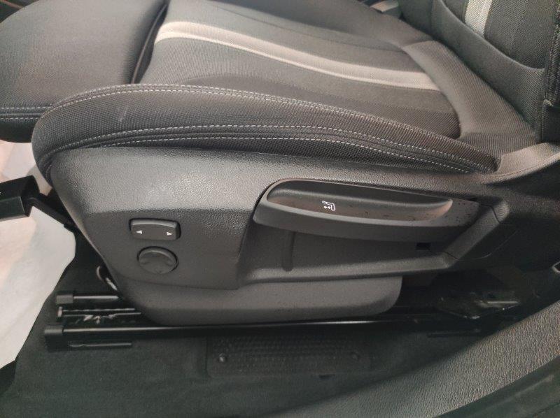 BMW X1 (F48) - X1 xDrive18d Business Advantage
