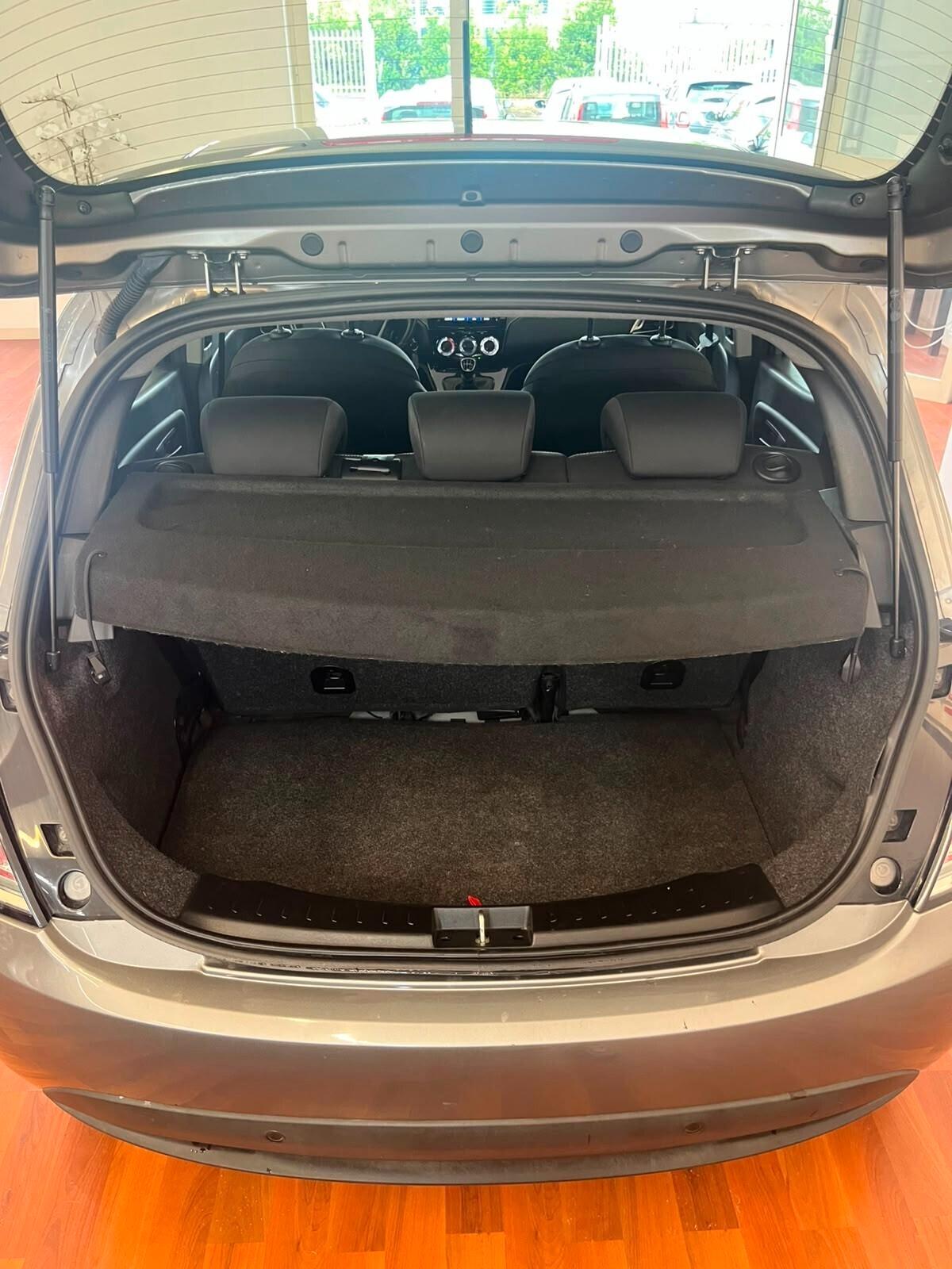 Lancia Ypsilon 1.0 FireFly 5 porte S&S Hybrid Gold Plus