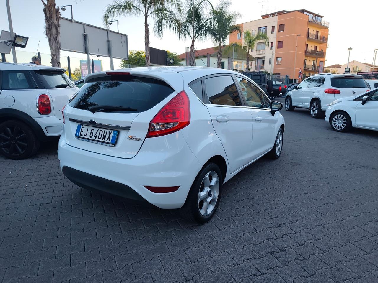 Ford Fiesta 1.4 TDCi 5p. Titanium unico proprietario