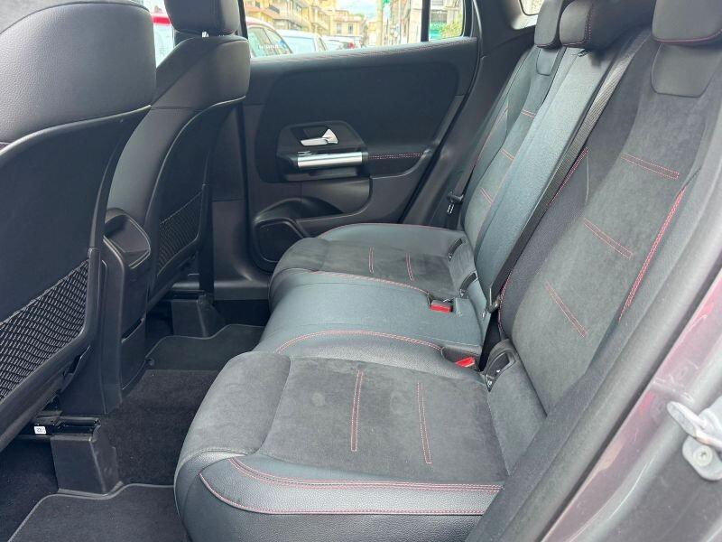 Mercedes-benz GLA 180 Automatic AMG Line Premium Plus