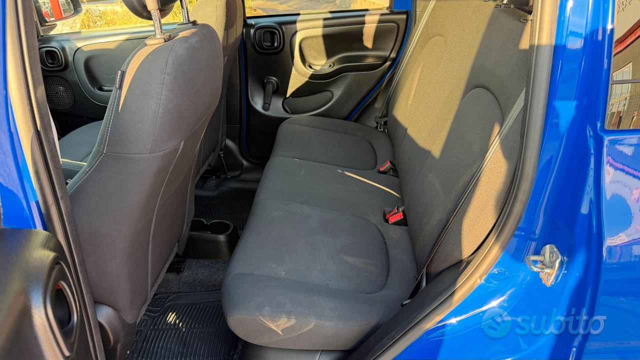 Fiat Panda 1.0 hybrid City Cross s